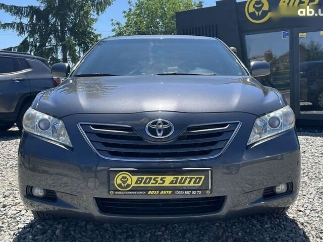 Тойота Камри, объемом двигателя 0 л и пробегом 247 тыс. км за 9200 $, фото 1 на Automoto.ua