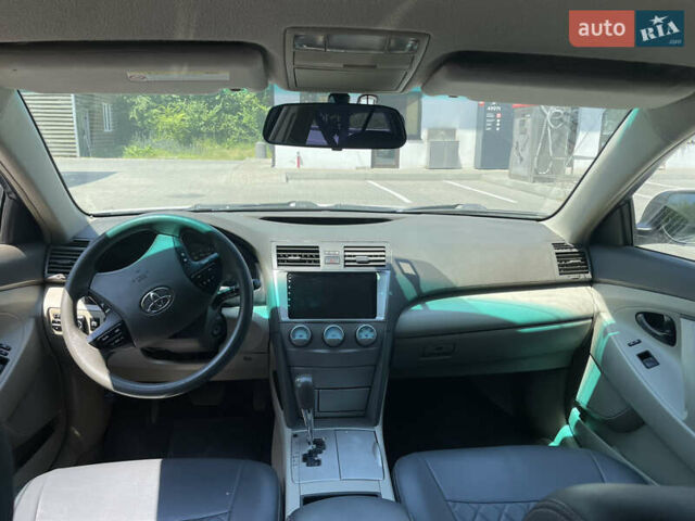 Тойота Камри, объемом двигателя 2.4 л и пробегом 216 тыс. км за 8300 $, фото 8 на Automoto.ua