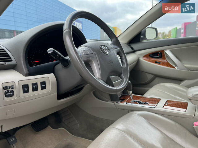 Тойота Камри, объемом двигателя 2.4 л и пробегом 189 тыс. км за 7800 $, фото 8 на Automoto.ua