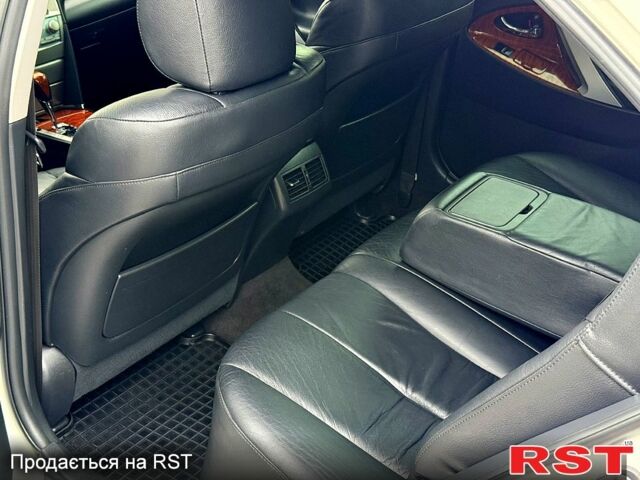 Тойота Камри, объемом двигателя 3.5 л и пробегом 220 тыс. км за 9999 $, фото 7 на Automoto.ua