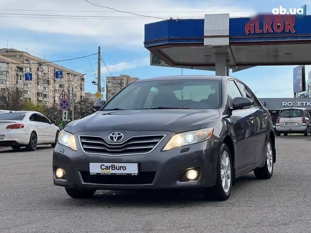 Тойота Камри, объемом двигателя 0 л и пробегом 228 тыс. км за 9500 $, фото 4 на Automoto.ua