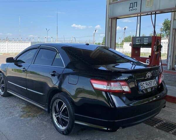 Тойота Камри, объемом двигателя 2.5 л и пробегом 200 тыс. км за 8000 $, фото 1 на Automoto.ua