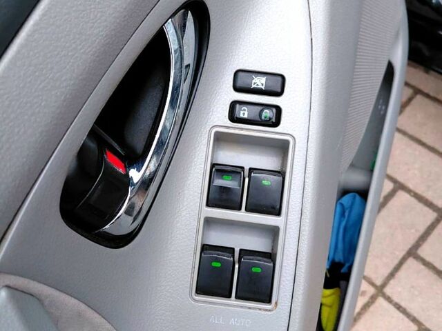 Тойота Камри, объемом двигателя 2.5 л и пробегом 252 тыс. км за 9300 $, фото 11 на Automoto.ua