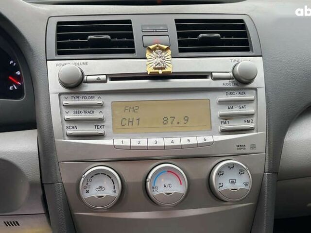 Тойота Камрі, об'ємом двигуна 0 л та пробігом 200 тис. км за 9999 $, фото 14 на Automoto.ua