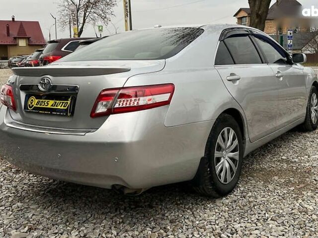 Тойота Камрі, об'ємом двигуна 0 л та пробігом 200 тис. км за 9999 $, фото 6 на Automoto.ua