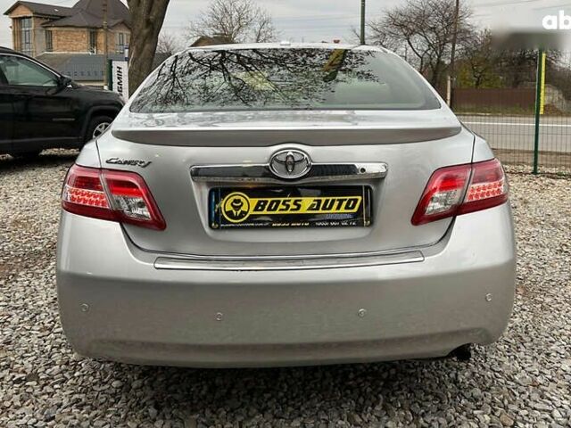 Тойота Камрі, об'ємом двигуна 0 л та пробігом 200 тис. км за 9999 $, фото 5 на Automoto.ua