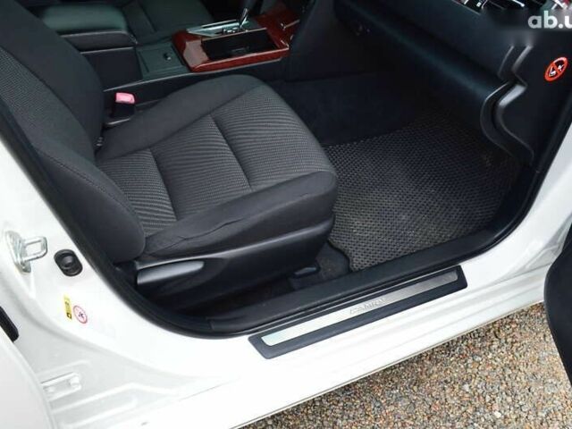 Тойота Камри, объемом двигателя 0 л и пробегом 242 тыс. км за 13700 $, фото 17 на Automoto.ua