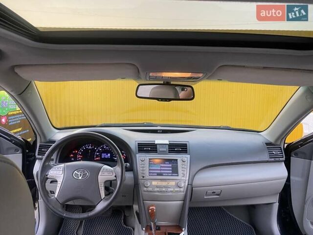 Тойота Камри, объемом двигателя 2.49 л и пробегом 316 тыс. км за 8400 $, фото 24 на Automoto.ua