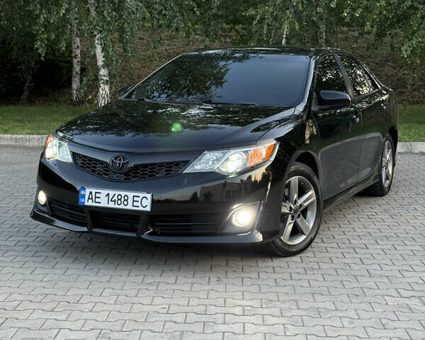 Тойота Камрі, об'ємом двигуна 2.5 л та пробігом 198 тис. км за 11900 $, фото 2 на Automoto.ua