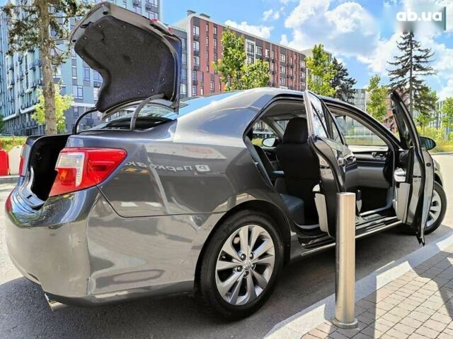 Тойота Камрі, об'ємом двигуна 2.5 л та пробігом 268 тис. км за 11490 $, фото 20 на Automoto.ua
