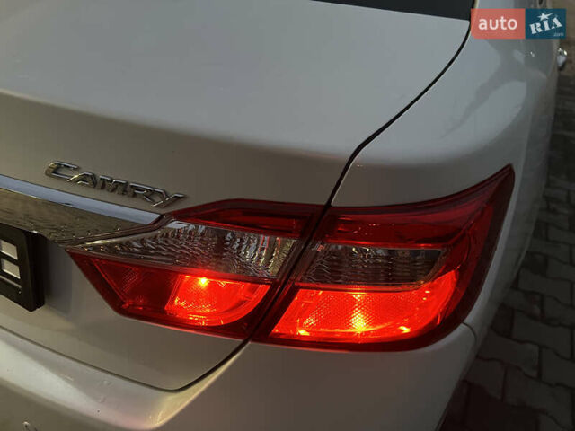 Тойота Камри, объемом двигателя 2.5 л и пробегом 258 тыс. км за 15000 $, фото 12 на Automoto.ua