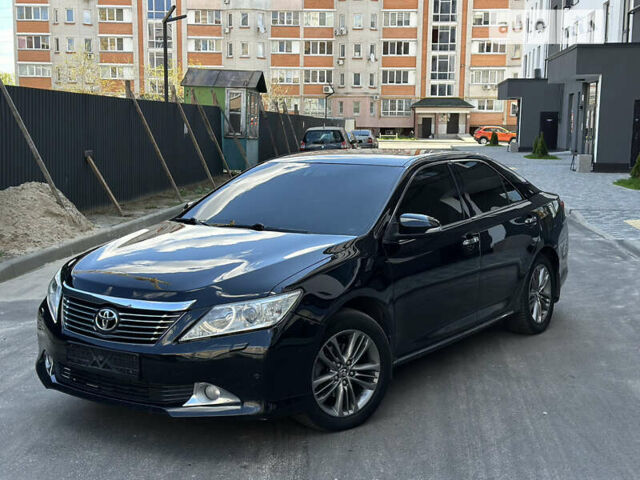 Тойота Камри, объемом двигателя 2.5 л и пробегом 261 тыс. км за 12900 $, фото 1 на Automoto.ua