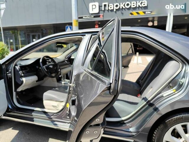 Тойота Камрі, об'ємом двигуна 2.5 л та пробігом 268 тис. км за 11490 $, фото 5 на Automoto.ua