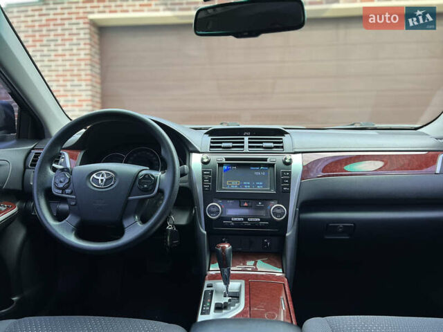 Тойота Камри, объемом двигателя 2.5 л и пробегом 143 тыс. км за 12950 $, фото 25 на Automoto.ua