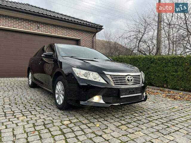 Тойота Камри, объемом двигателя 2.5 л и пробегом 143 тыс. км за 12950 $, фото 2 на Automoto.ua