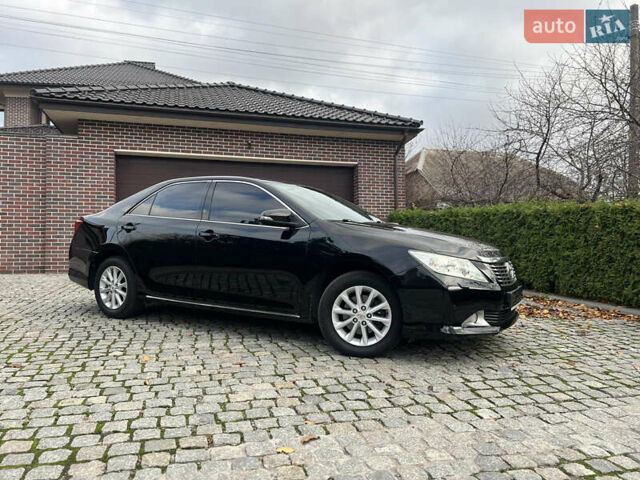 Тойота Камри, объемом двигателя 2.5 л и пробегом 143 тыс. км за 12950 $, фото 4 на Automoto.ua