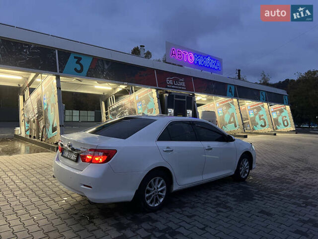 Тойота Камри, объемом двигателя 2.5 л и пробегом 258 тыс. км за 15000 $, фото 5 на Automoto.ua
