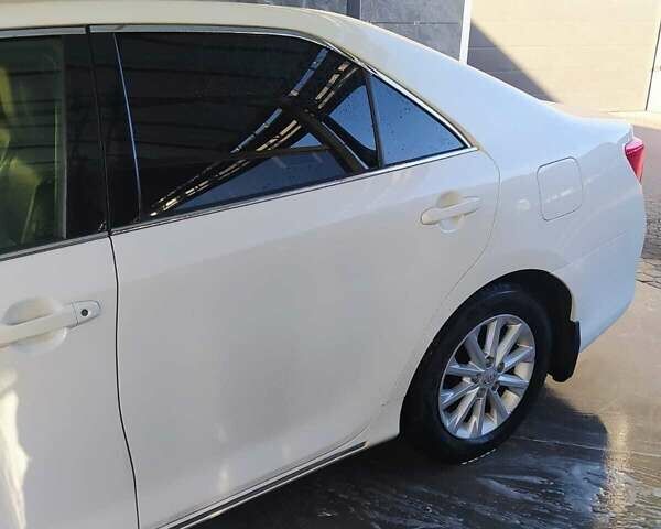 Тойота Камри, объемом двигателя 2.49 л и пробегом 198 тыс. км за 12900 $, фото 1 на Automoto.ua