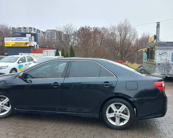 Тойота Камри, объемом двигателя 2.5 л и пробегом 200 тыс. км за 9000 $, фото 15 на Automoto.ua