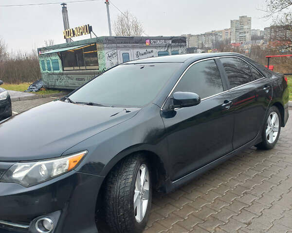 Тойота Камри, объемом двигателя 2.5 л и пробегом 200 тыс. км за 9000 $, фото 18 на Automoto.ua