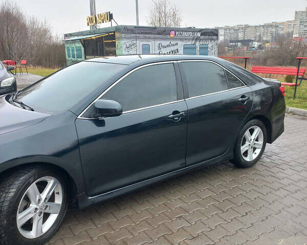 Тойота Камри, объемом двигателя 2.5 л и пробегом 200 тыс. км за 9000 $, фото 17 на Automoto.ua