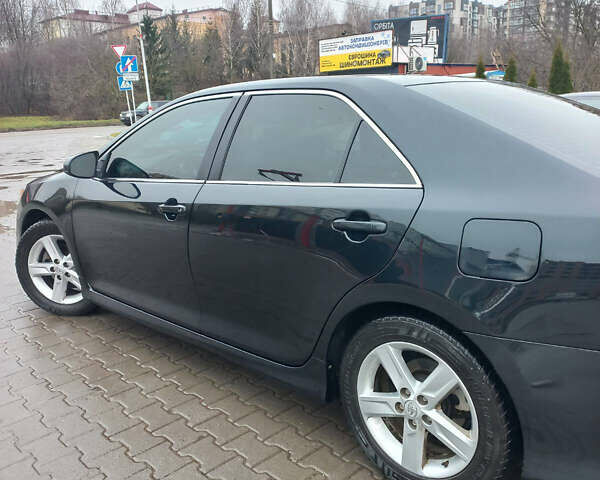 Тойота Камри, объемом двигателя 2.5 л и пробегом 200 тыс. км за 9000 $, фото 14 на Automoto.ua