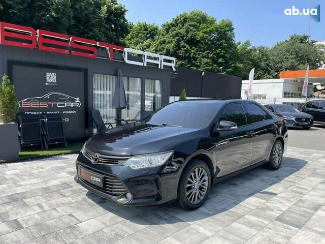 Тойота Камри, объемом двигателя 0 л и пробегом 215 тыс. км за 16900 $, фото 1 на Automoto.ua