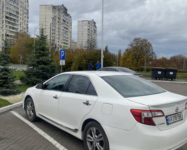 Тойота Камри 2014 в Киеве на Automoto.ua Тойота Камри, объемом двигателя 2.5 л и пробегом 198 тыс. км за 7600 $, фото 3 на Automoto.ua