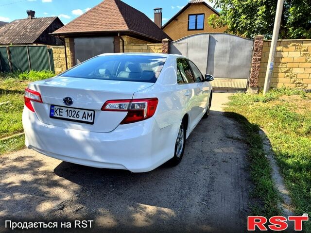 Тойота Камри, объемом двигателя 2.5 л и пробегом 321 тыс. км за 9200 $, фото 1 на Automoto.ua