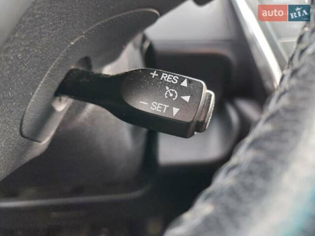 Тойота Камри, объемом двигателя 2.49 л и пробегом 182 тыс. км за 11800 $, фото 14 на Automoto.ua