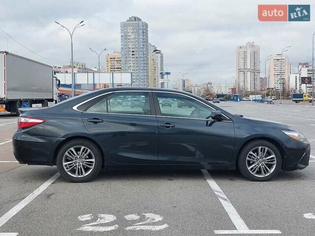 Тойота Камри, объемом двигателя 2.49 л и пробегом 182 тыс. км за 11800 $, фото 4 на Automoto.ua