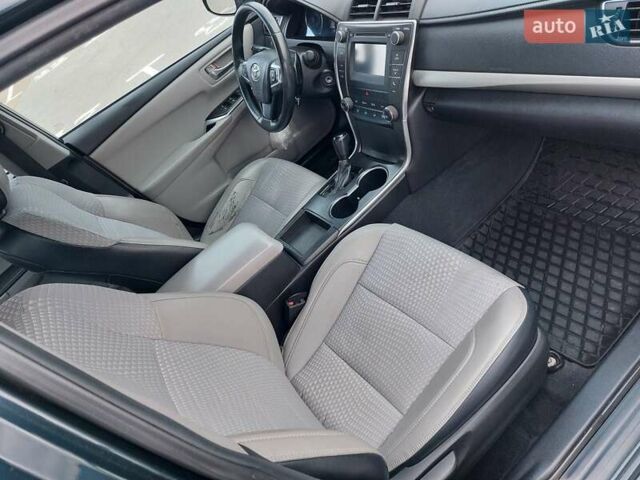 Тойота Камри, объемом двигателя 2.49 л и пробегом 182 тыс. км за 11800 $, фото 6 на Automoto.ua