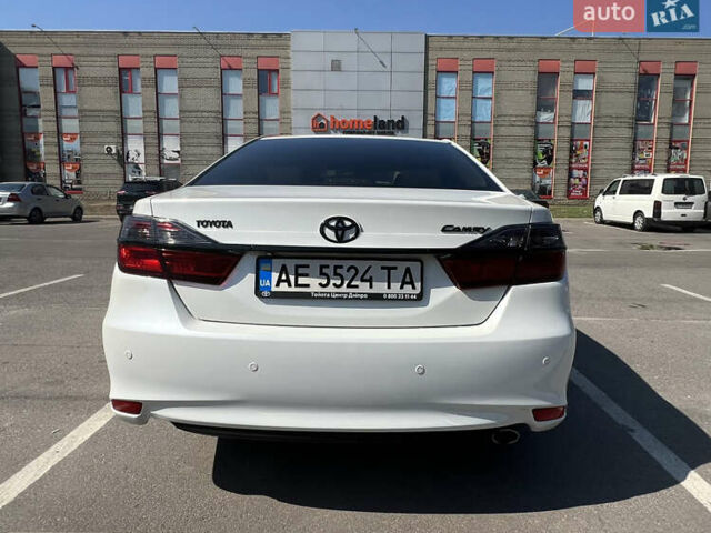 Тойота Камри, объемом двигателя 2.49 л и пробегом 160 тыс. км за 15999 $, фото 5 на Automoto.ua