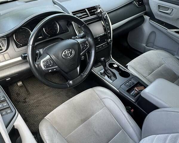 Тойота Камри, объемом двигателя 2.49 л и пробегом 146 тыс. км за 13000 $, фото 5 на Automoto.ua