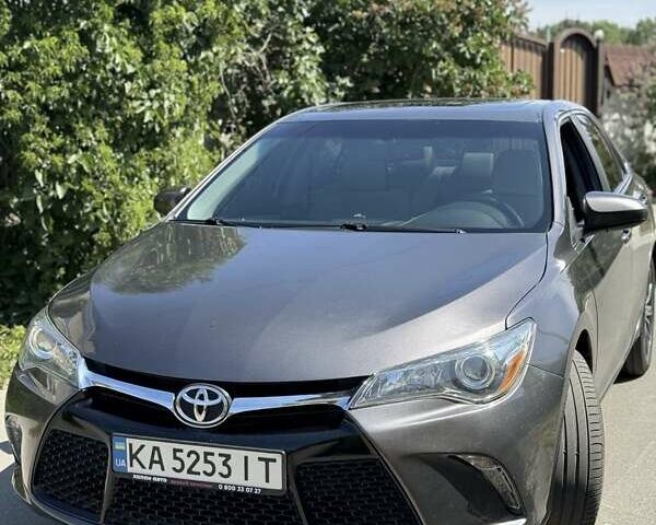 Тойота Камри, объемом двигателя 2.49 л и пробегом 146 тыс. км за 13000 $, фото 7 на Automoto.ua