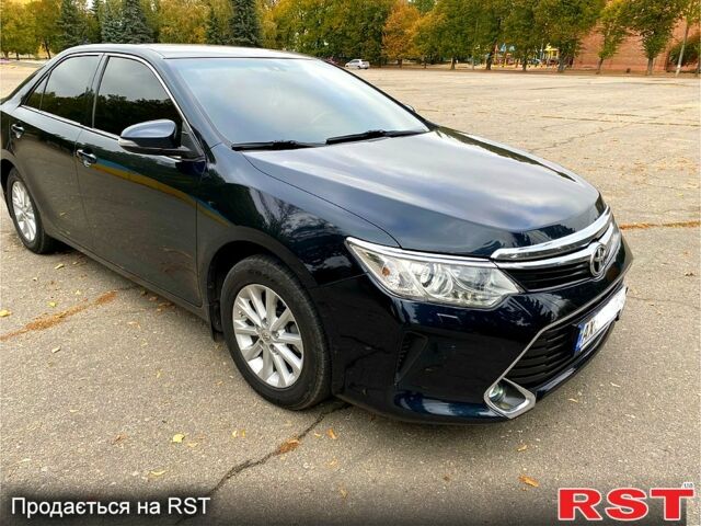 Тойота Камри 2015 в Лозовой на Automoto.ua Тойота Камри, объемом двигателя 2.5 л и пробегом 180 тыс. км за 15000 $, фото 6 на Automoto.ua