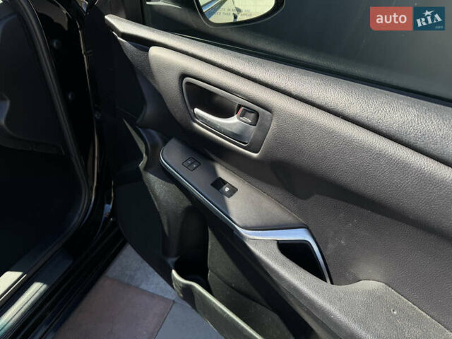 Тойота Камри, объемом двигателя 2.5 л и пробегом 137 тыс. км за 15999 $, фото 17 на Automoto.ua