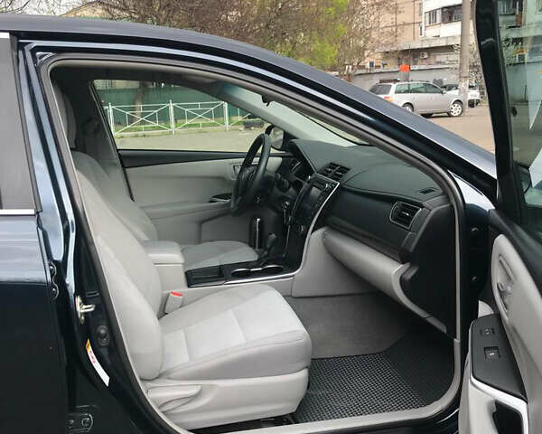 Тойота Камри, объемом двигателя 2.5 л и пробегом 64 тыс. км за 14700 $, фото 3 на Automoto.ua