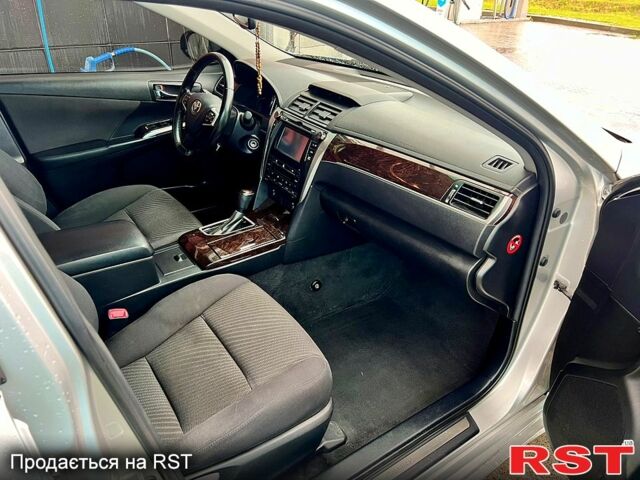 Тойота Камрі, об'ємом двигуна 2.5 л та пробігом 108 тис. км за 20500 $, фото 4 на Automoto.ua