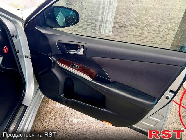 Тойота Камрі, об'ємом двигуна 2.5 л та пробігом 108 тис. км за 20500 $, фото 5 на Automoto.ua