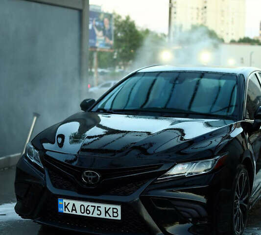 Тойота Камри, объемом двигателя 2.49 л и пробегом 153 тыс. км за 19000 $, фото 5 на Automoto.ua