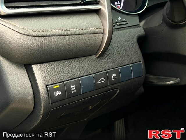 Тойота Камрі, об'ємом двигуна 2.5 л та пробігом 174 тис. км за 17300 $, фото 12 на Automoto.ua