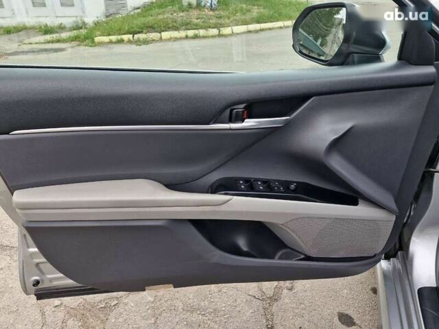 Тойота Камрі, об'ємом двигуна 2.5 л та пробігом 103 тис. км за 18299 $, фото 10 на Automoto.ua