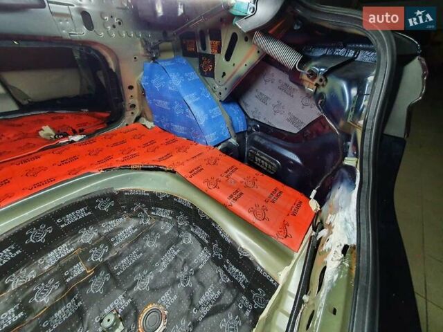 Тойота Камри, объемом двигателя 2.49 л и пробегом 157 тыс. км за 18500 $, фото 6 на Automoto.ua