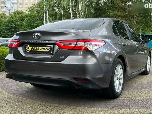 Тойота Камрі, об'ємом двигуна 2.5 л та пробігом 100 тис. км за 18700 $, фото 6 на Automoto.ua