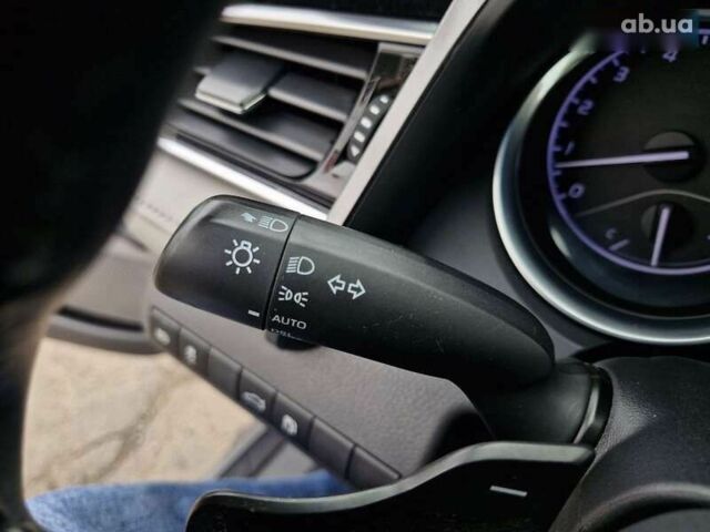 Тойота Камрі, об'ємом двигуна 2.5 л та пробігом 103 тис. км за 18299 $, фото 21 на Automoto.ua