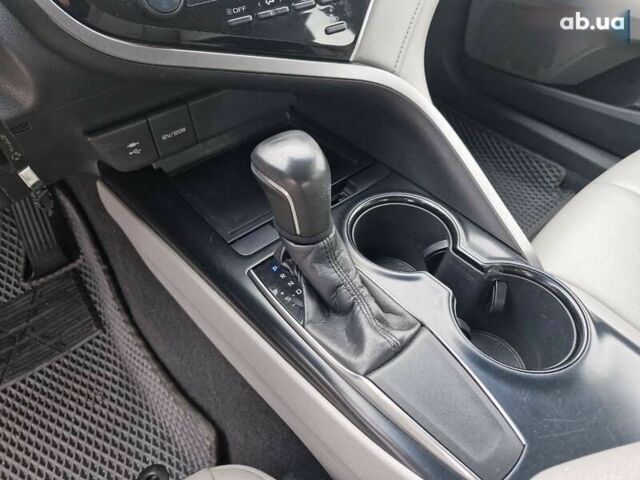 Тойота Камрі, об'ємом двигуна 2.5 л та пробігом 103 тис. км за 18299 $, фото 24 на Automoto.ua