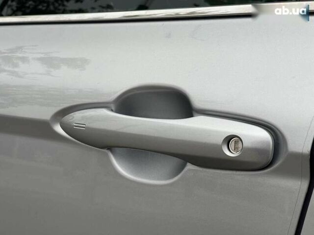 Тойота Камри, объемом двигателя 3.5 л и пробегом 146 тыс. км за 23300 $, фото 11 на Automoto.ua