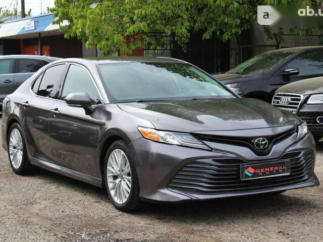 Тойота Камри, объемом двигателя 0 л и пробегом 96 тыс. км за 19999 $, фото 2 на Automoto.ua