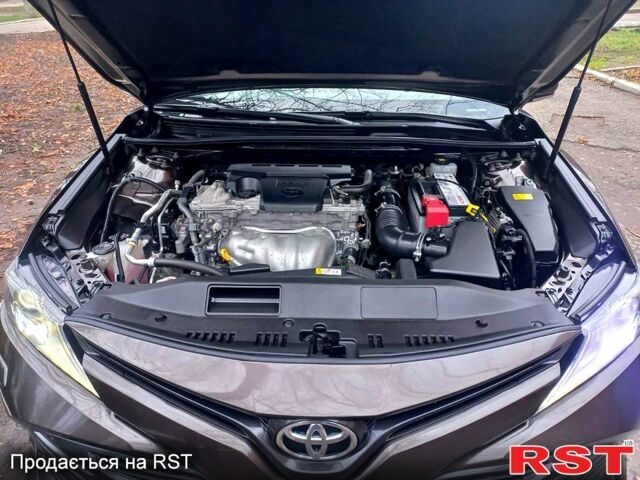 Тойота Камрі, об'ємом двигуна 2.5 л та пробігом 113 тис. км за 21000 $, фото 7 на Automoto.ua